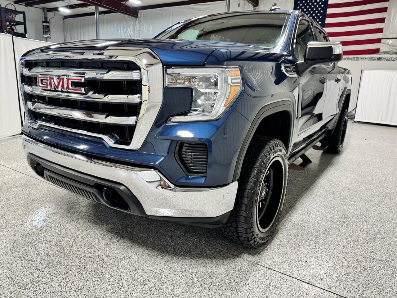 GMC Sierra 1500 4WD Crew Cab 147" SLE 2020