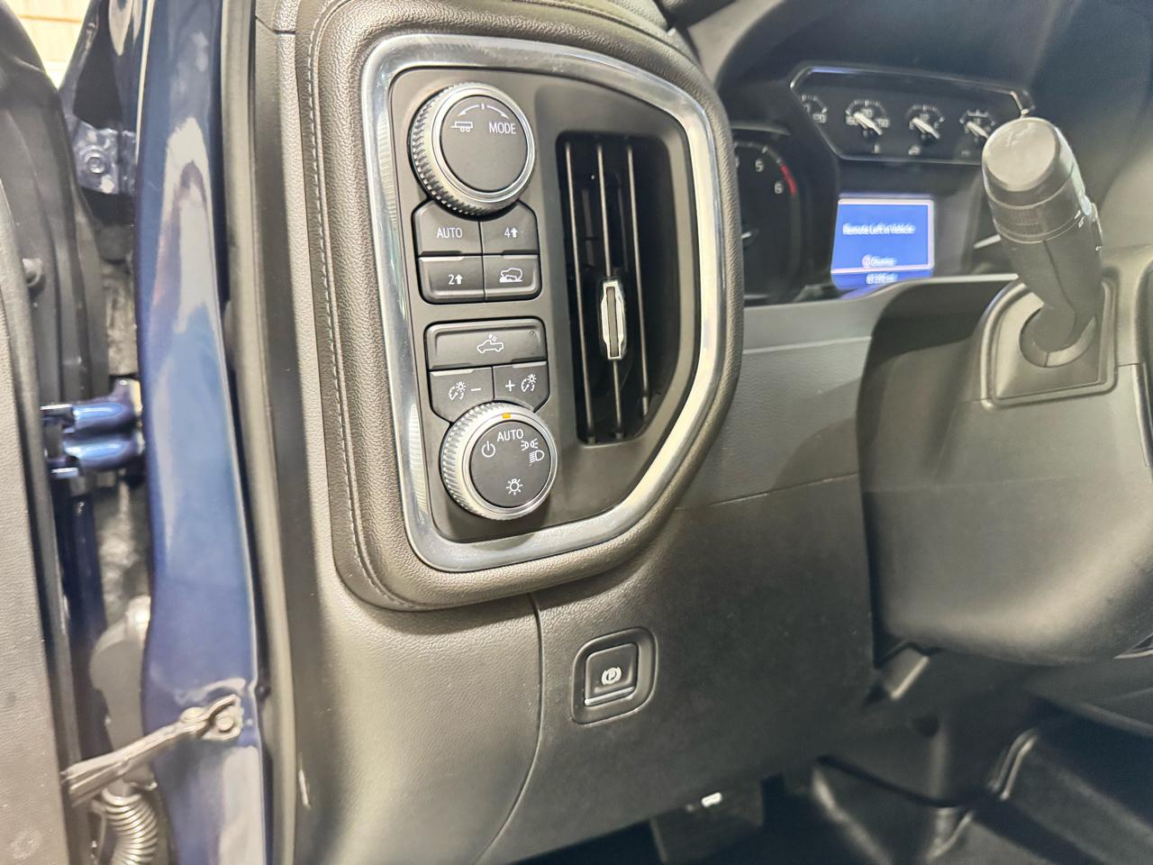 GMC Sierra 1500 4WD Crew Cab 147" SLE 2020
