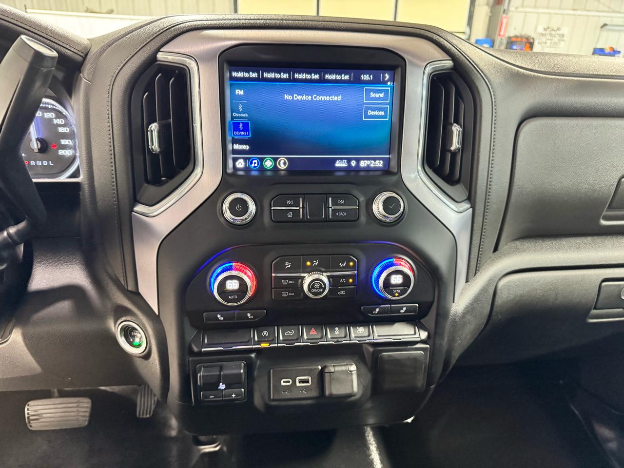 GMC Sierra 1500 4WD Crew Cab 147" SLE 2020