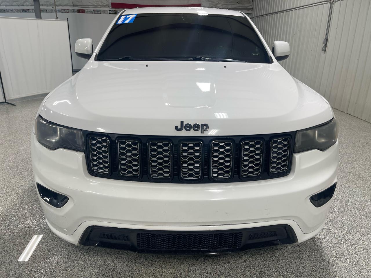 Jeep Grand Cherokee Altitude 4x4 *Ltd Avail* 2017