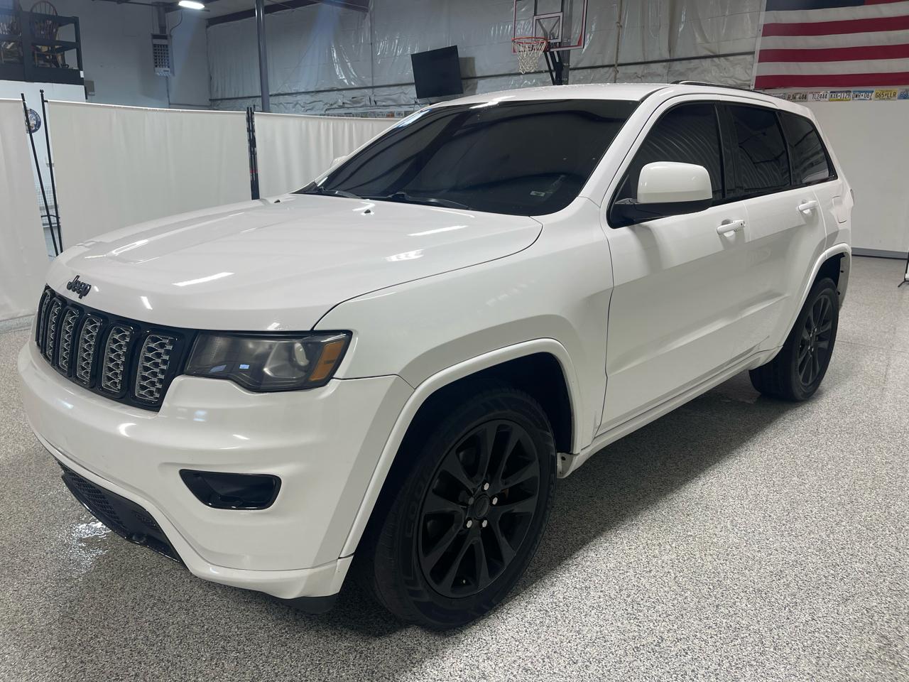 Jeep Grand Cherokee Altitude 4x4 *Ltd Avail* 2017