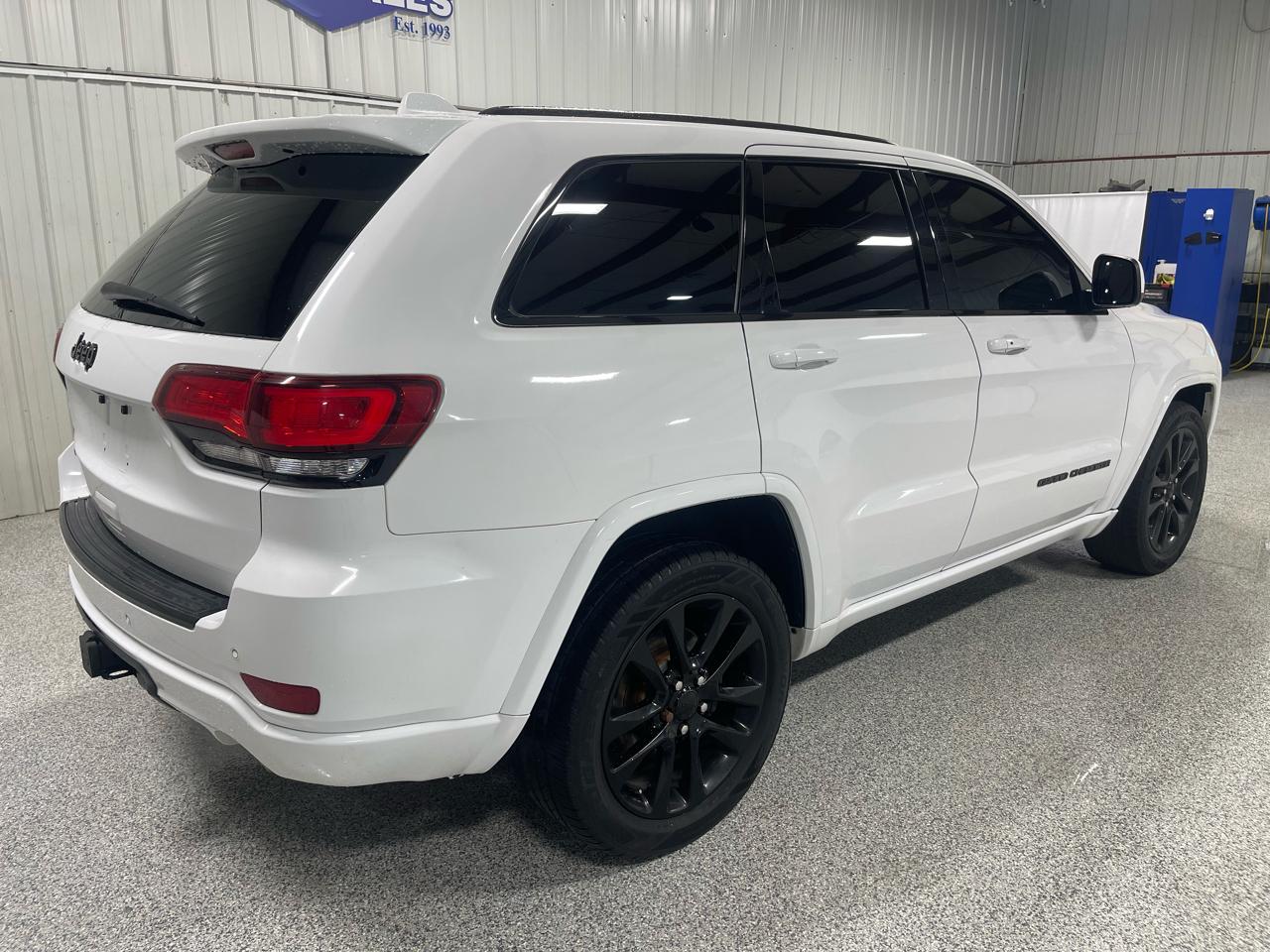 Jeep Grand Cherokee Altitude 4x4 *Ltd Avail* 2017