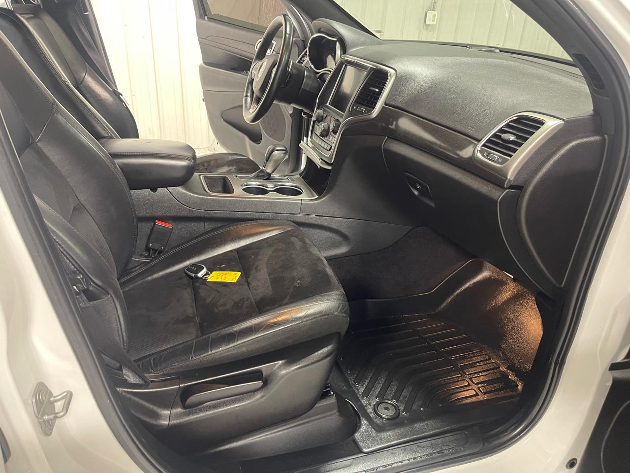 Jeep Grand Cherokee Altitude 4x4 *Ltd Avail* 2017