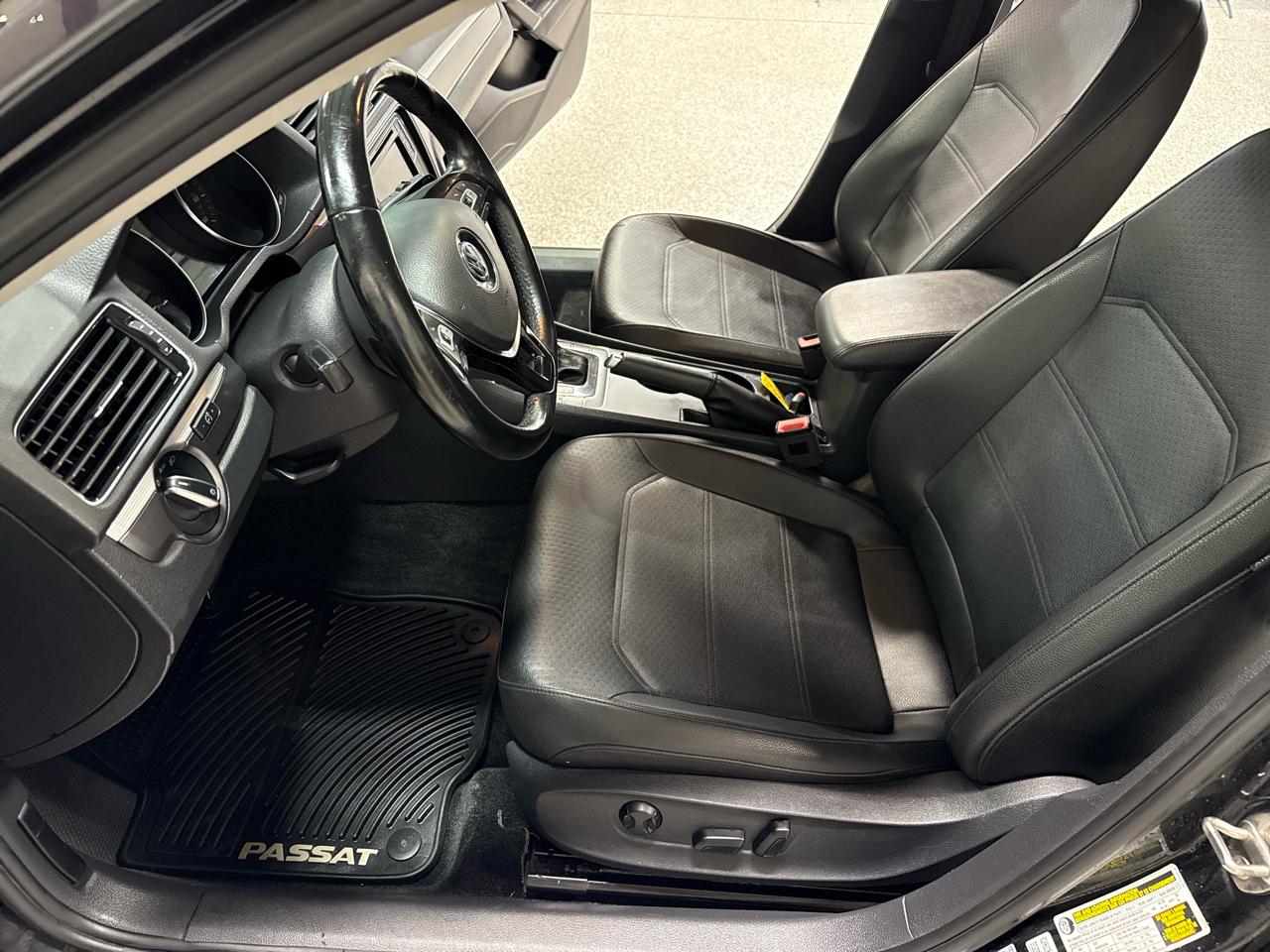 Volkswagen Passat 2.0T S Auto 2018
