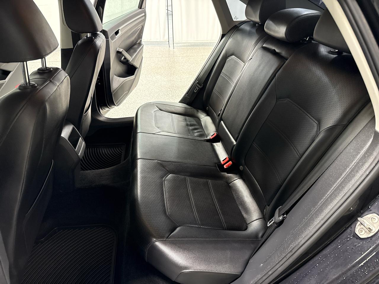 Volkswagen Passat 2.0T S Auto 2018