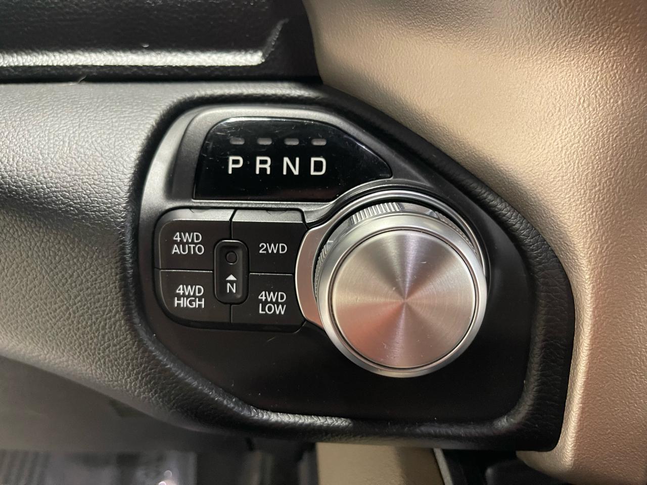 RAM 1500 Laramie 4x4 Crew Cab 5'7" Box 2019