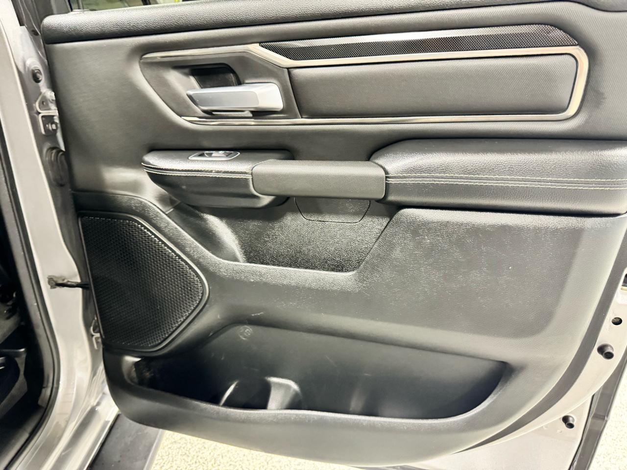 RAM 1500 Sport 4x4 Crew Cab 5'7" Box 2020