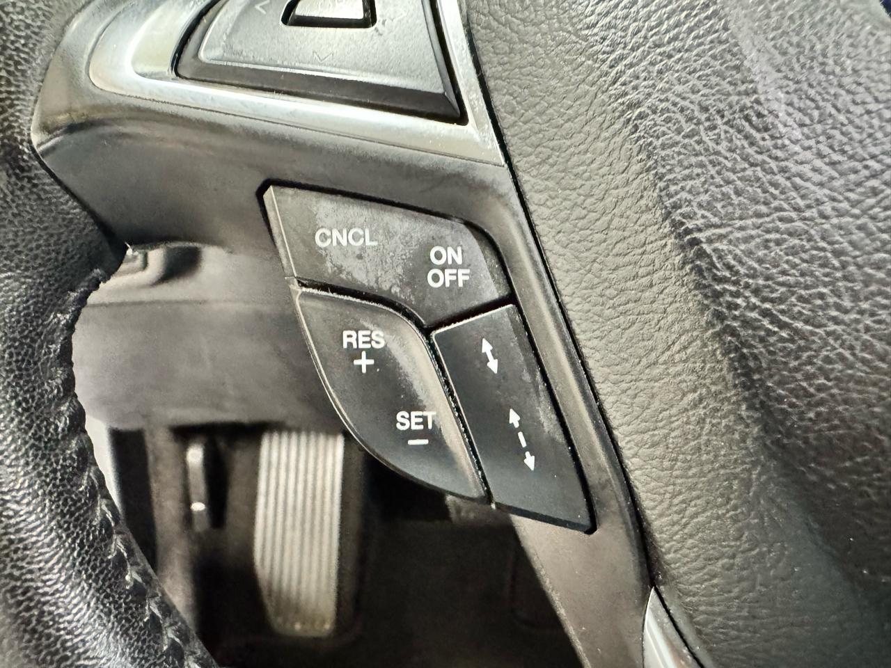 Ford Fusion Hybrid SEL FWD 2019