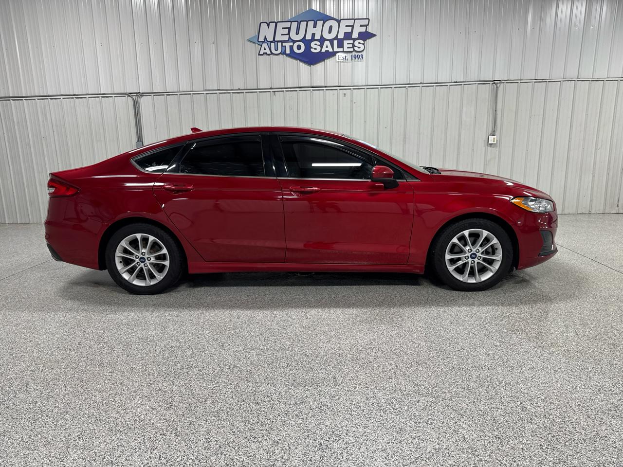 2020 Ford Fusion SE FWD