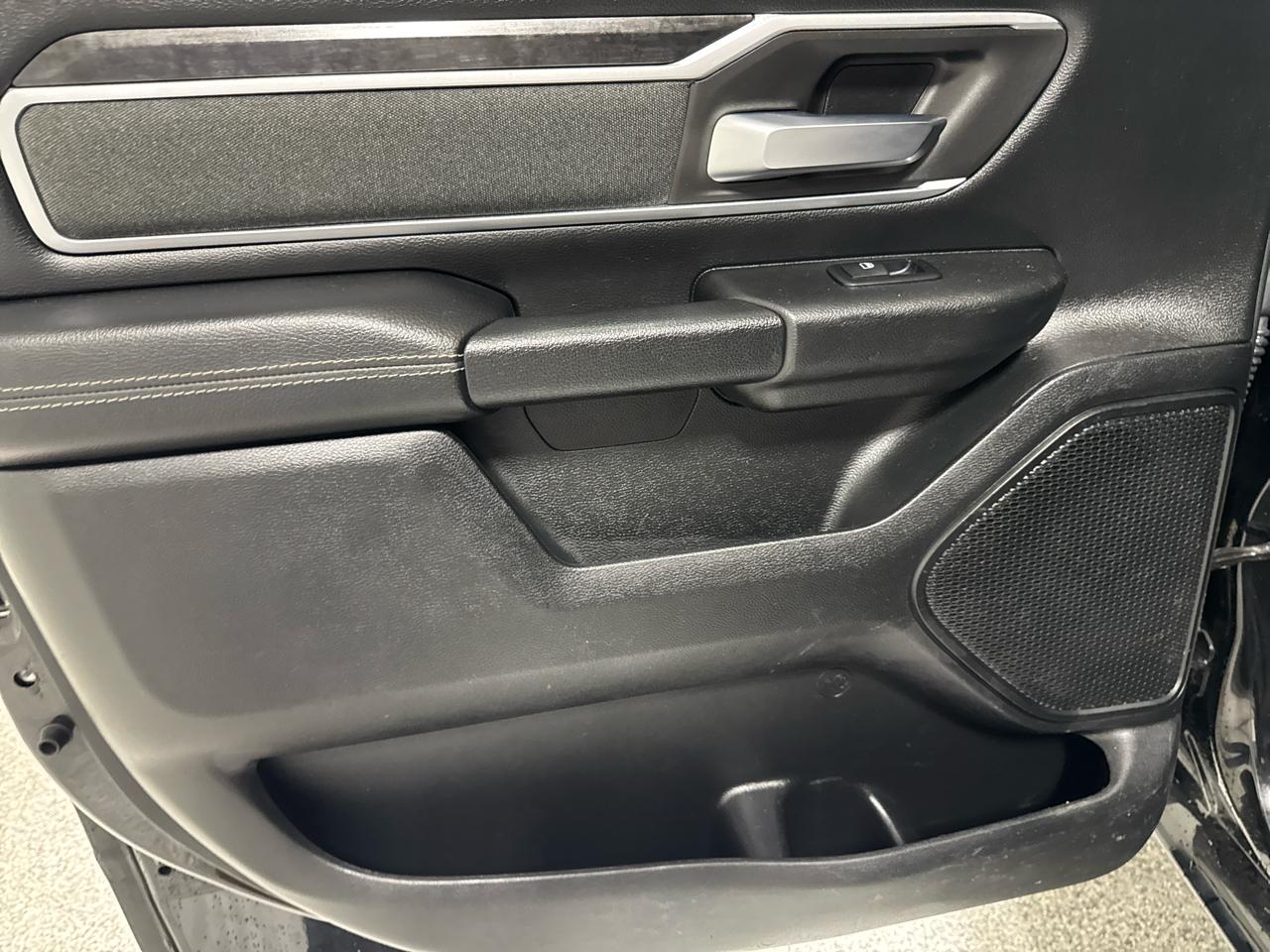 RAM 1500 Big Horn/Lone Star 4x4 Crew Cab 5'7" Box 2019