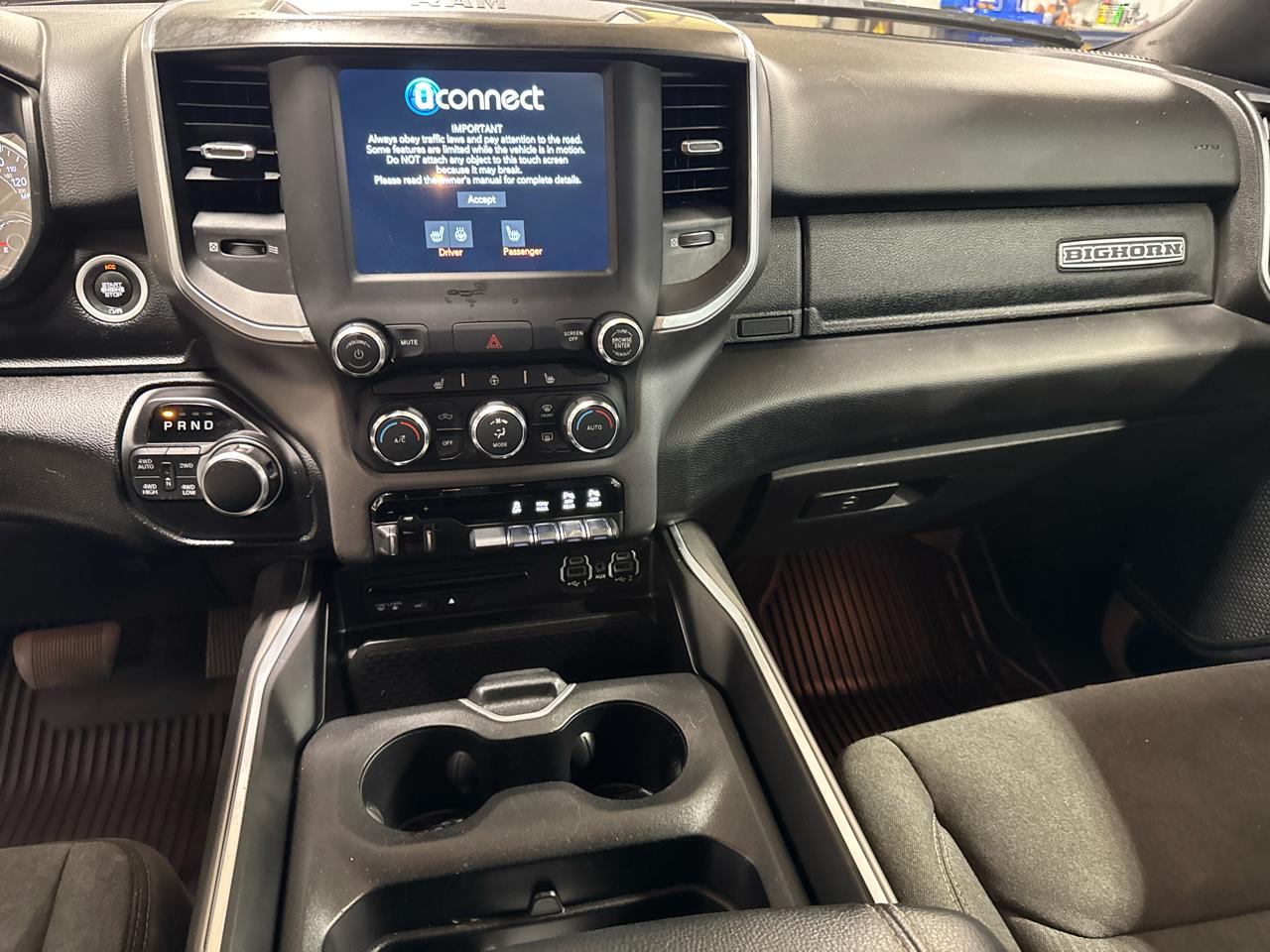 RAM 1500 Big Horn/Lone Star 4x4 Crew Cab 5'7" Box 2019