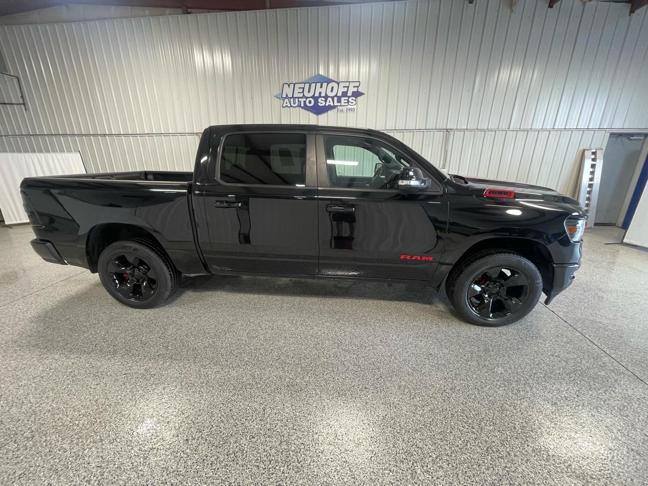 RAM 1500 Big Horn/Lone Star 4x4 Crew Cab 5'7" Box 2019