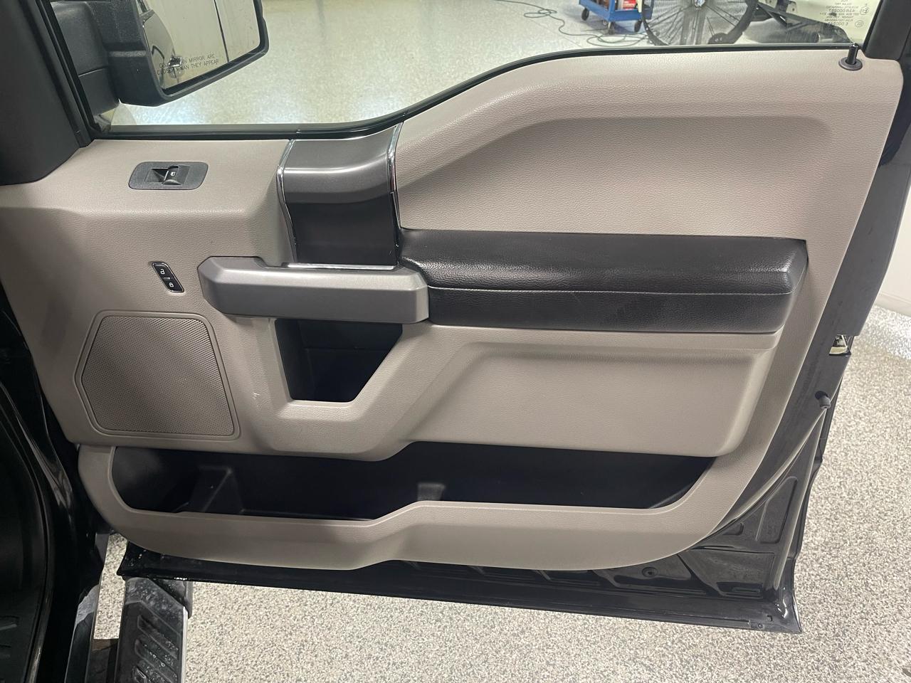 Ford F-150 XLT 4WD SuperCrew 6.5' Box 2017