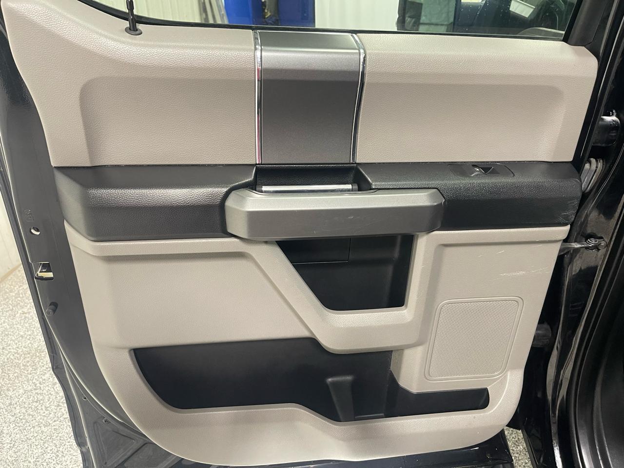 Ford F-150 XLT 4WD SuperCrew 6.5' Box 2017