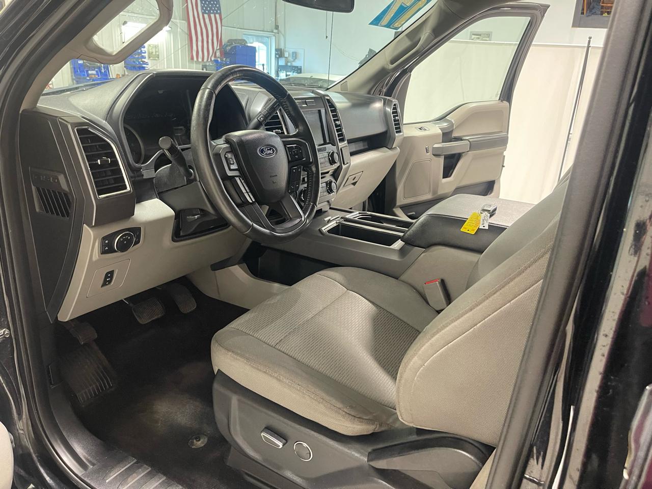 Ford F-150 XLT 4WD SuperCrew 6.5' Box 2017
