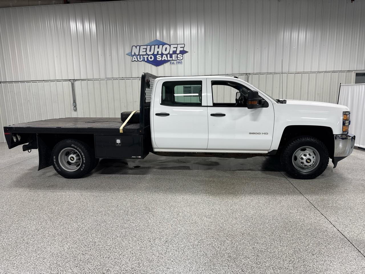 2015 Chevrolet Silverado 3500HD Built After Aug 14 4WD Crew Cab 171.5" WB, 59.06" CA WT
