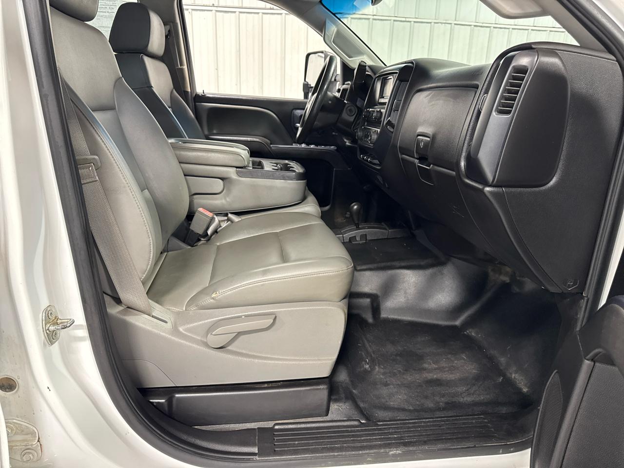 Chevrolet Silverado 3500HD Built After Aug 14 4WD Crew Cab 171.5" WB, 59.06" CA WT 2015