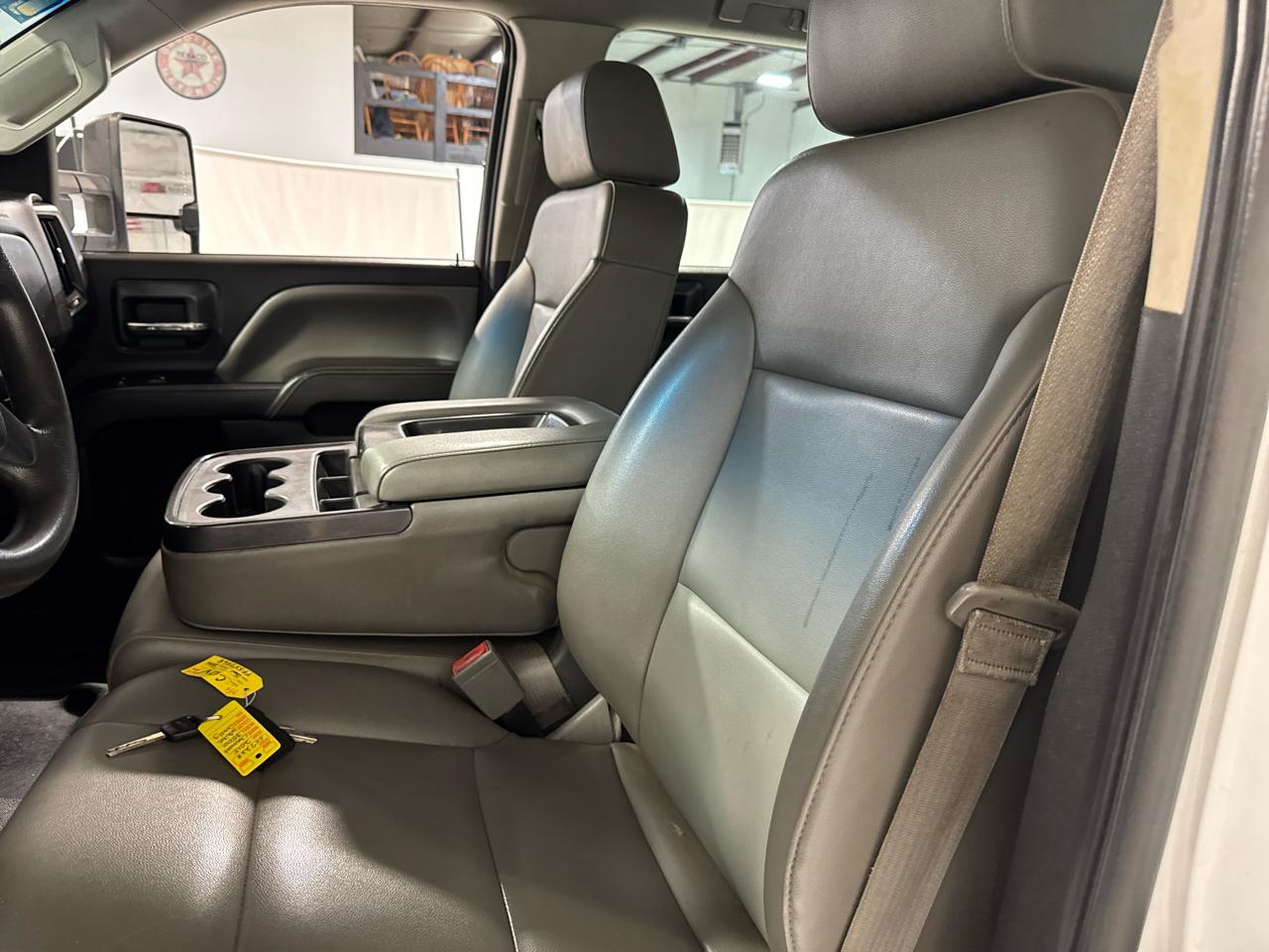 Chevrolet Silverado 3500HD Built After Aug 14 4WD Crew Cab 171.5" WB, 59.06" CA WT 2015