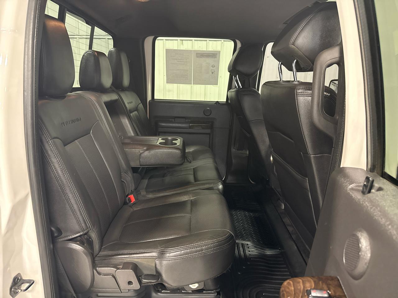 Ford Super Duty F-250 SRW 4WD Crew Cab 172" Platinum 2015