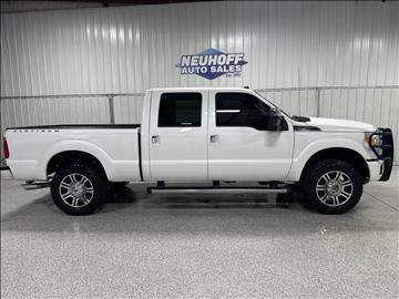 2015 Ford Super Duty F-250 SRW 4WD Crew Cab 172" Platinum