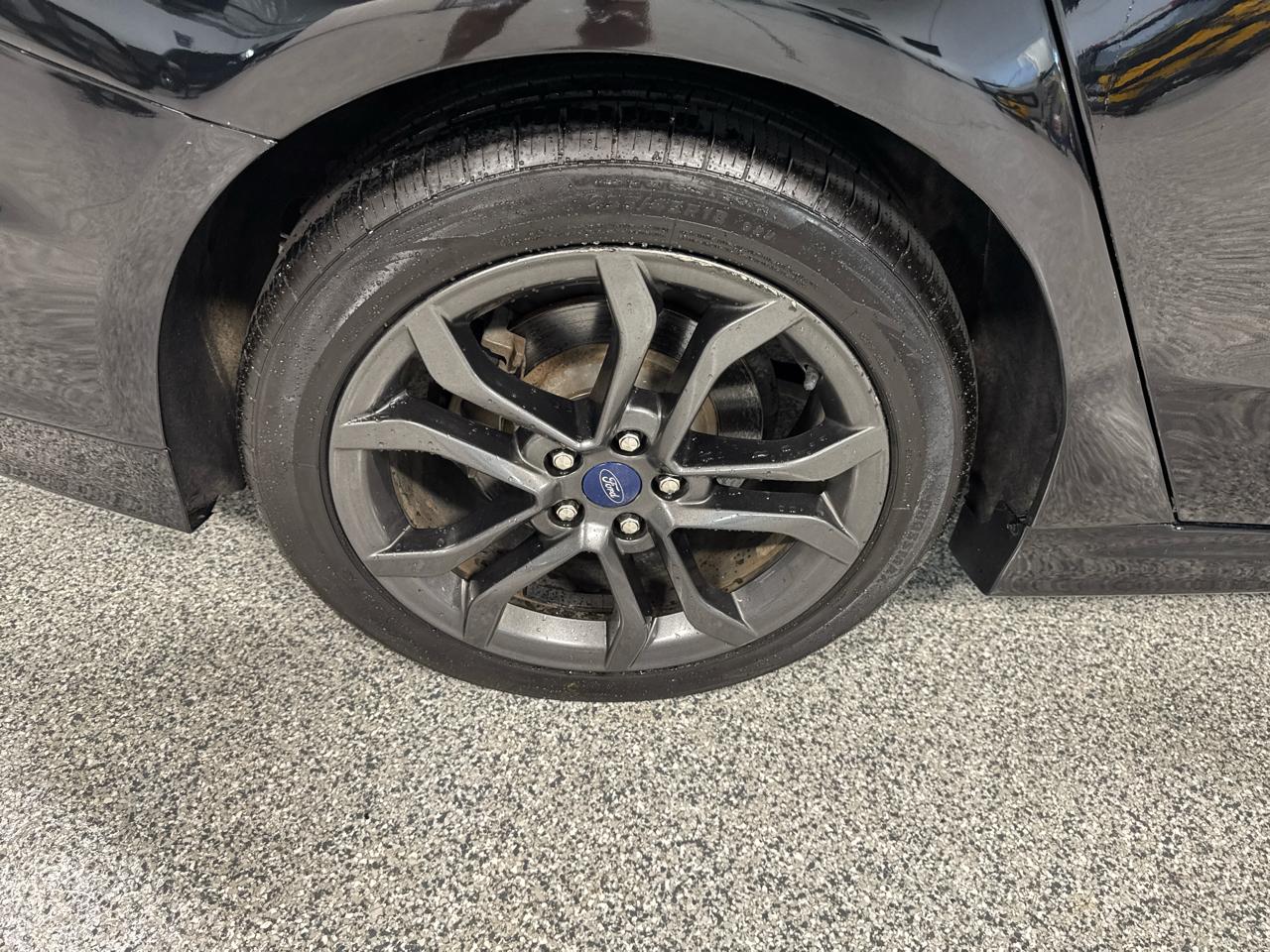 Ford Fusion SE FWD 2018