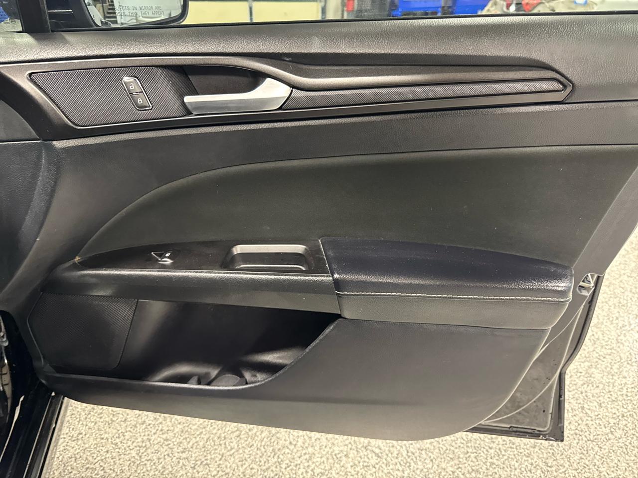 Ford Fusion SE FWD 2018