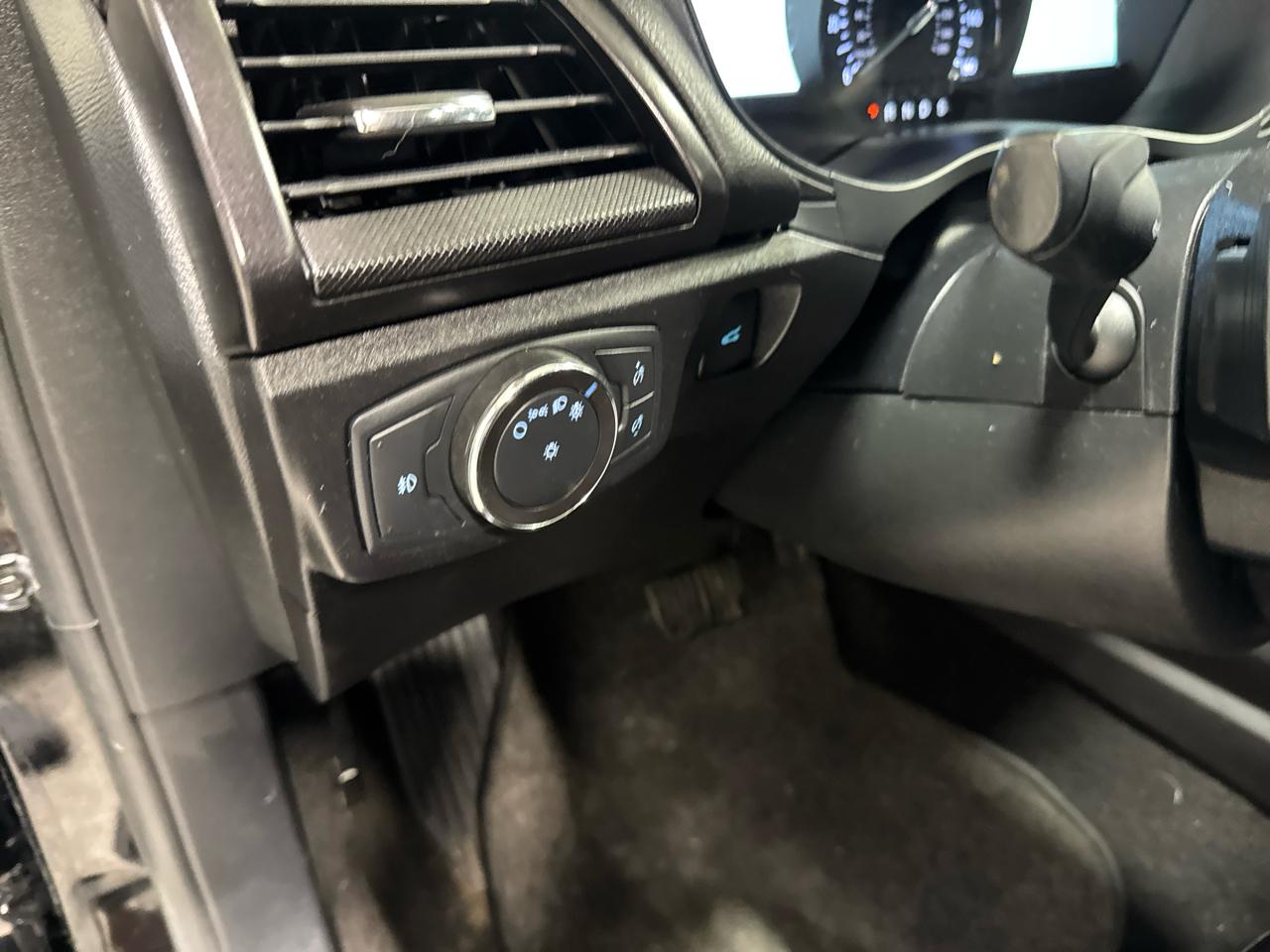 Ford Fusion SE FWD 2018