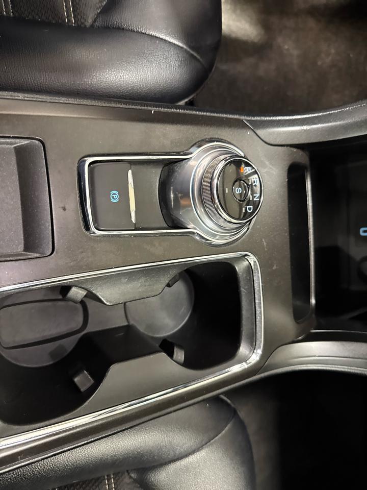 Ford Fusion SE FWD 2018