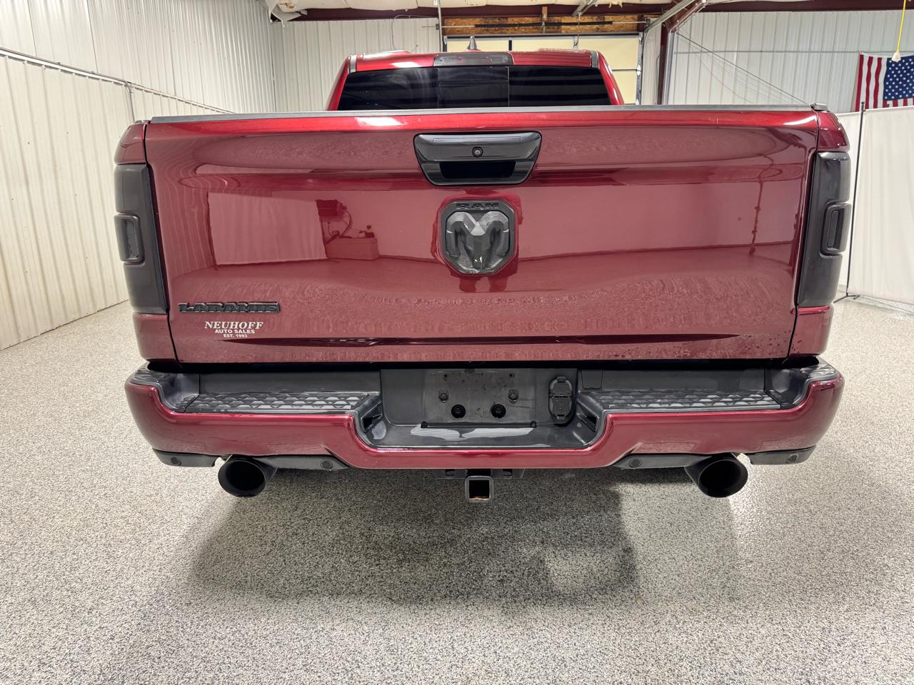 RAM 1500 Laramie 4x2 Quad Cab 6'4" Box 2019
