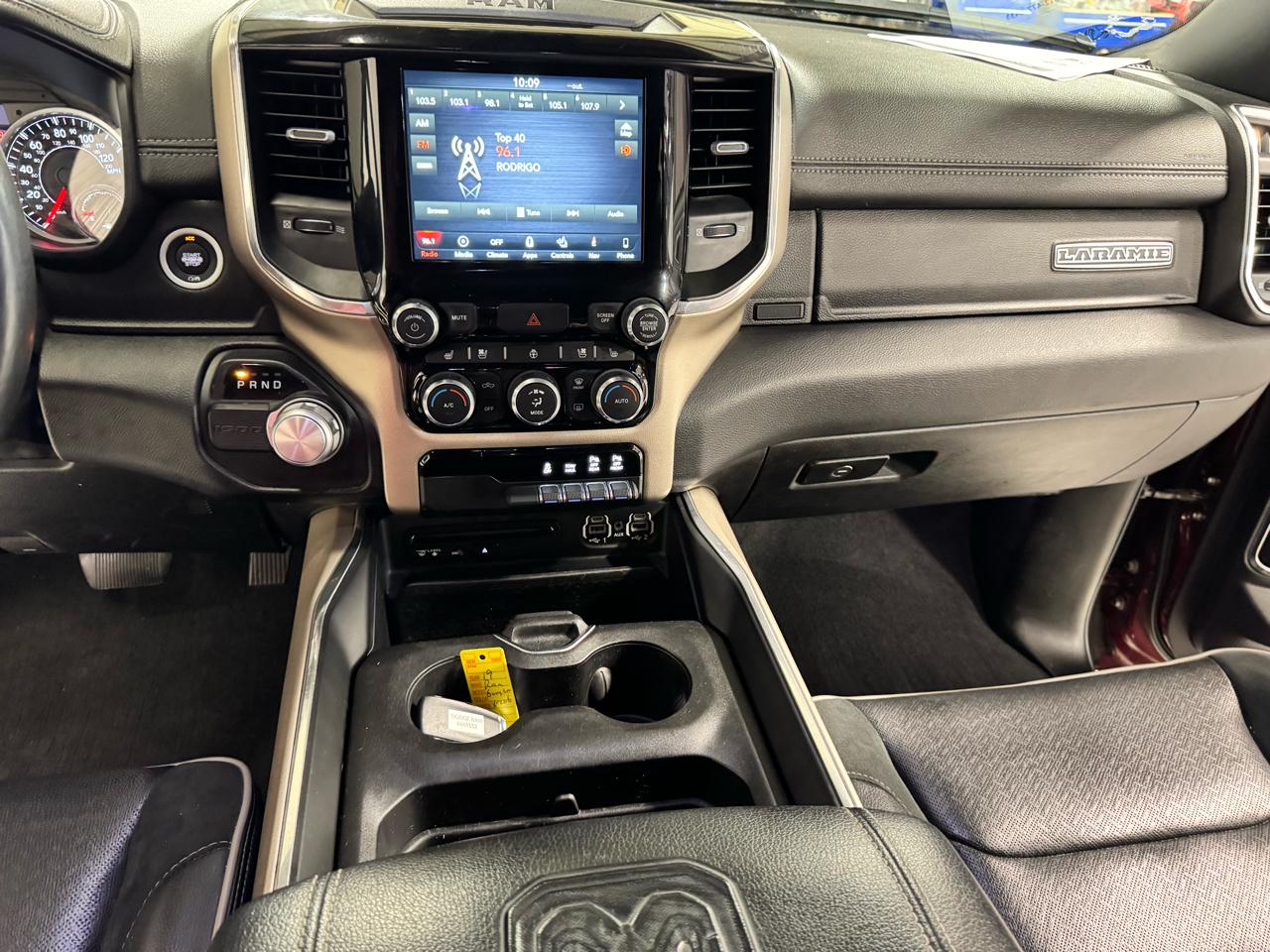 RAM 1500 Laramie 4x2 Quad Cab 6'4" Box 2019