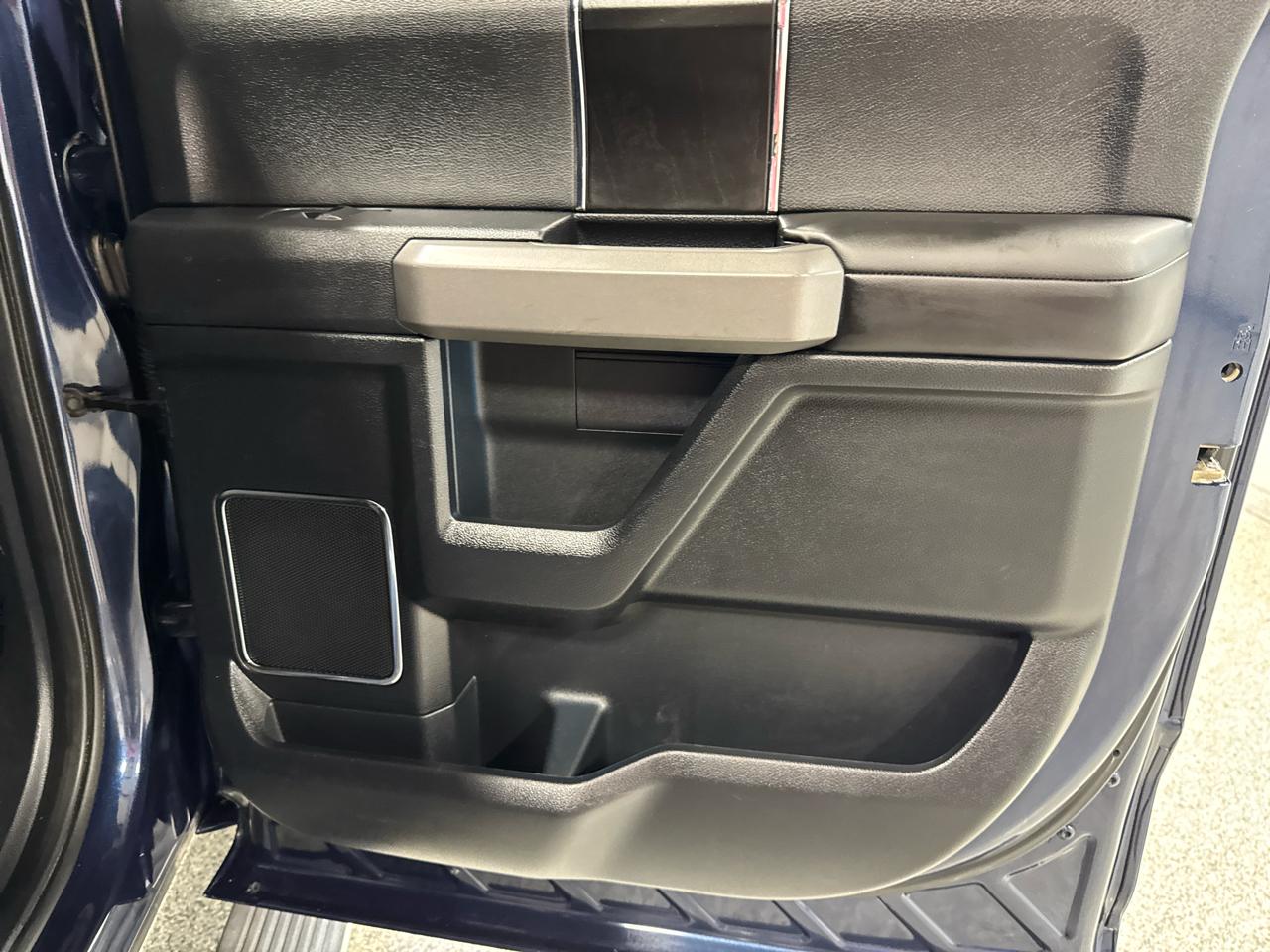 Ford F-150 Platinum 4WD SuperCrew 5.5' Box 2019