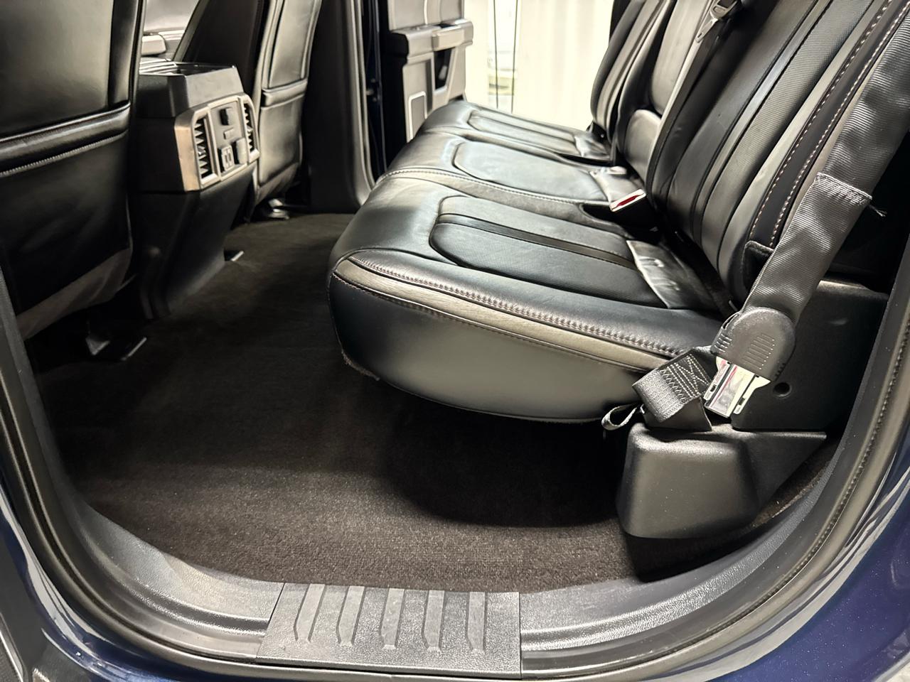 Ford F-150 Platinum 4WD SuperCrew 5.5' Box 2019