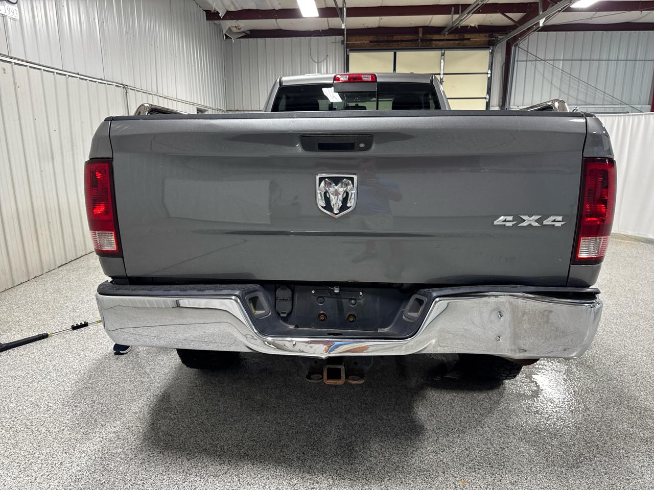 RAM 2500 4WD Reg Cab 140.5" ST 2012