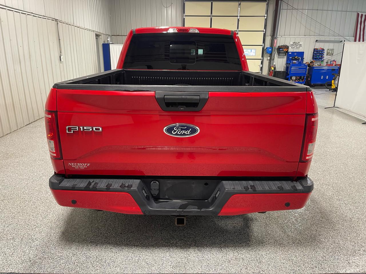 Ford F-150 4WD SuperCab 163" XLT w/HD Payload Pkg 2015