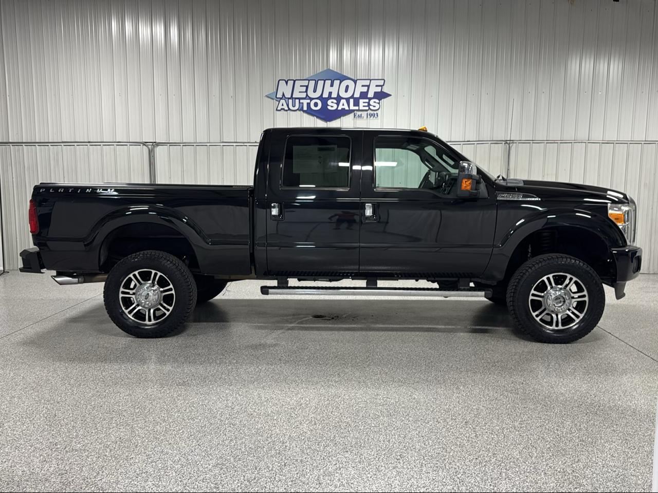 2015 Ford Super Duty F-250 SRW 4WD Crew Cab 172" Platinum