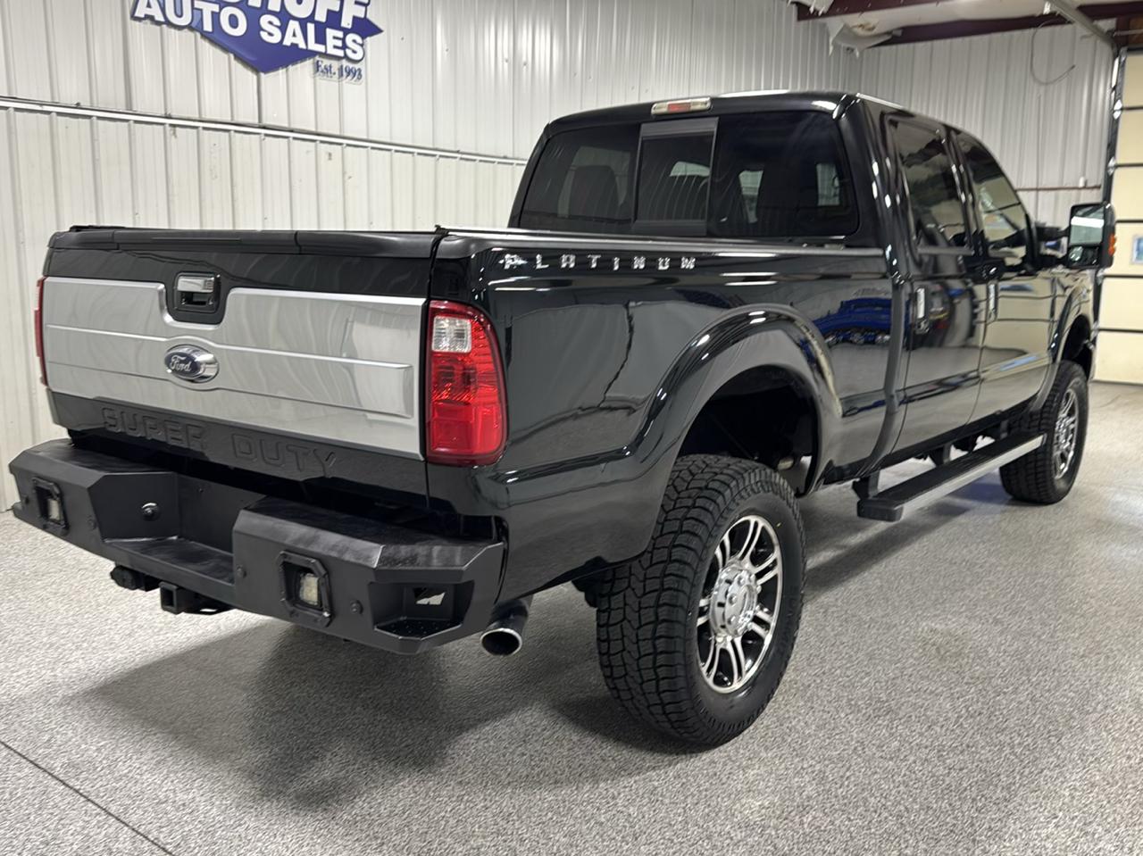 Ford Super Duty F-250 SRW 4WD Crew Cab 172" Platinum 2015