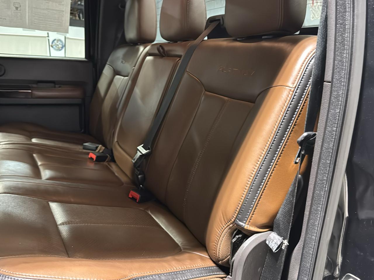 Ford Super Duty F-250 SRW 4WD Crew Cab 172" Platinum 2015