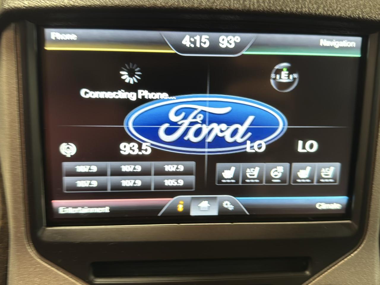 Ford Super Duty F-250 SRW 4WD Crew Cab 172" Platinum 2015