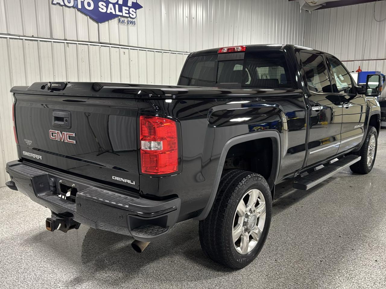 GMC Sierra 2500HD 4WD Crew Cab 153.7" Denali 2018