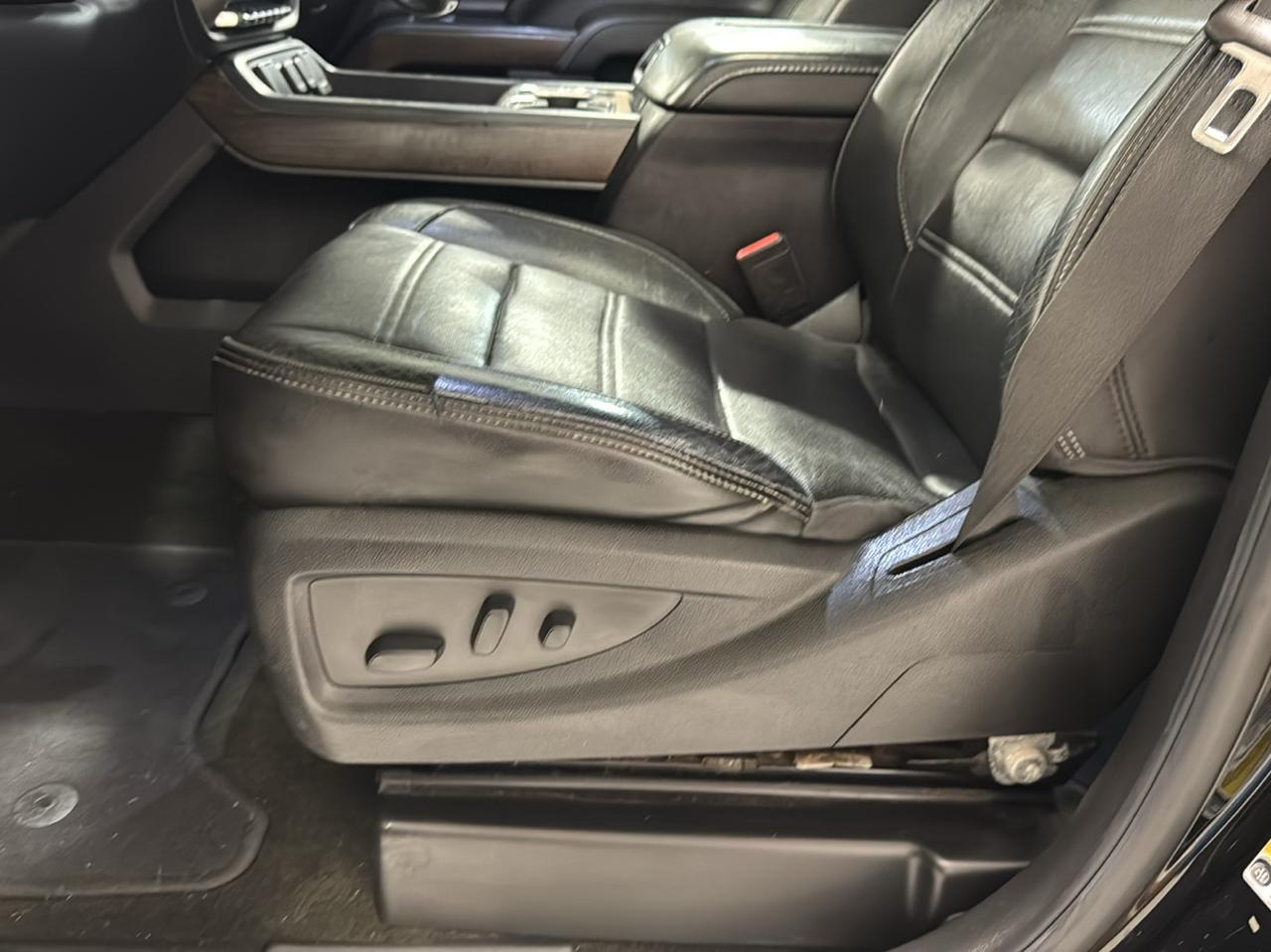 GMC Sierra 2500HD 4WD Crew Cab 153.7" Denali 2018