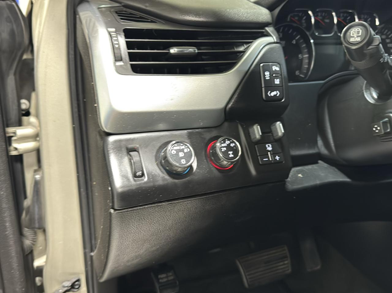 Chevrolet Tahoe 4WD 4dr LTZ 2015