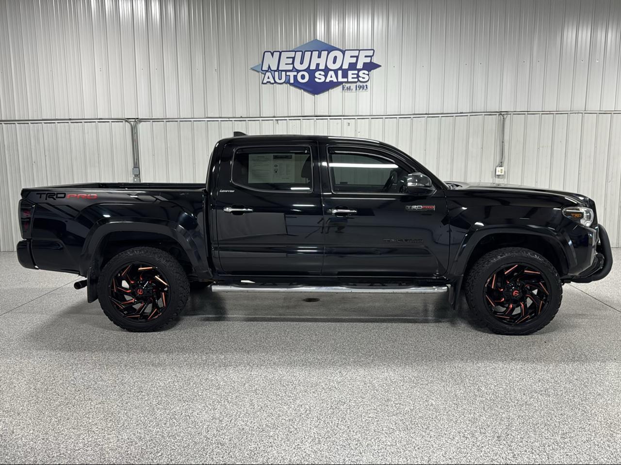 2016 Toyota Tacoma 4WD Double Cab V6 AT Limited (Natl)