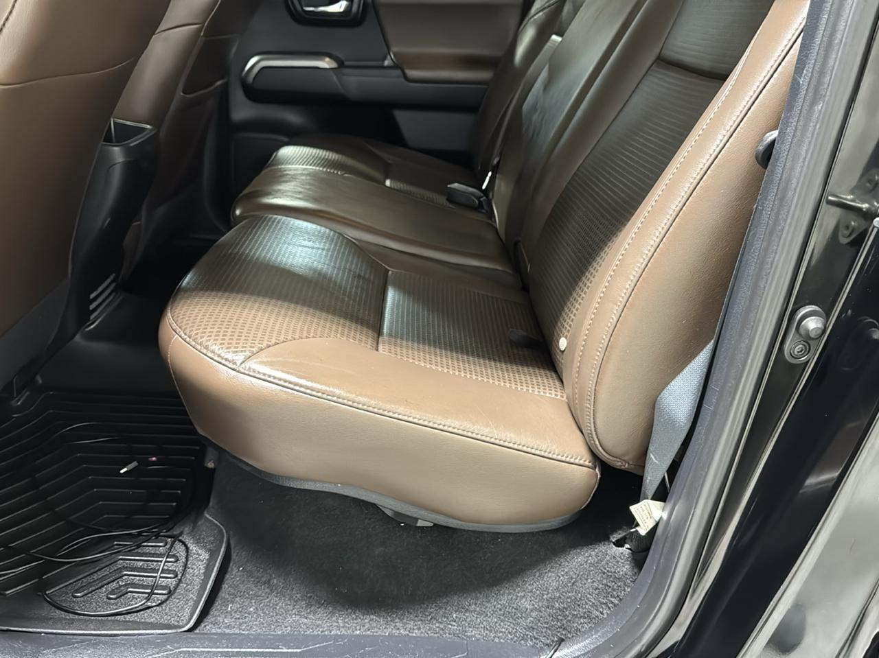 Toyota Tacoma 4WD Double Cab V6 AT Limited (Natl) 2016