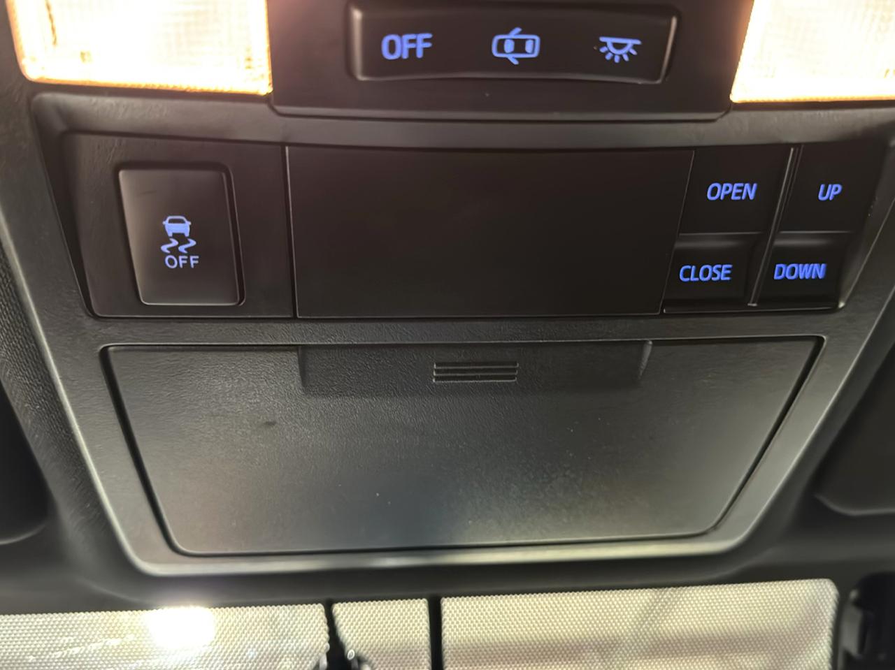Toyota Tacoma 4WD Double Cab V6 AT Limited (Natl) 2016