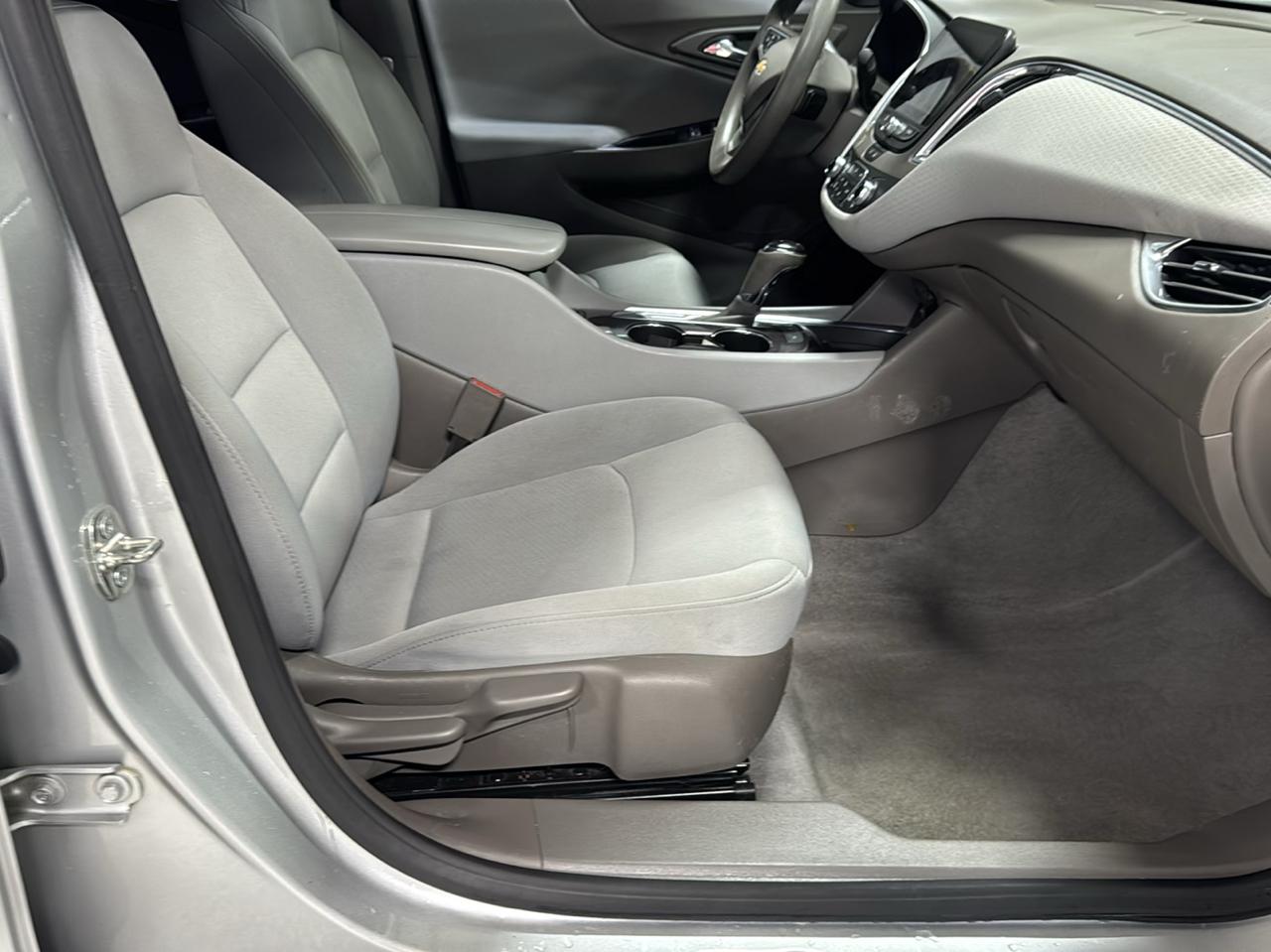 Chevrolet Malibu 4dr Sdn LT 2020