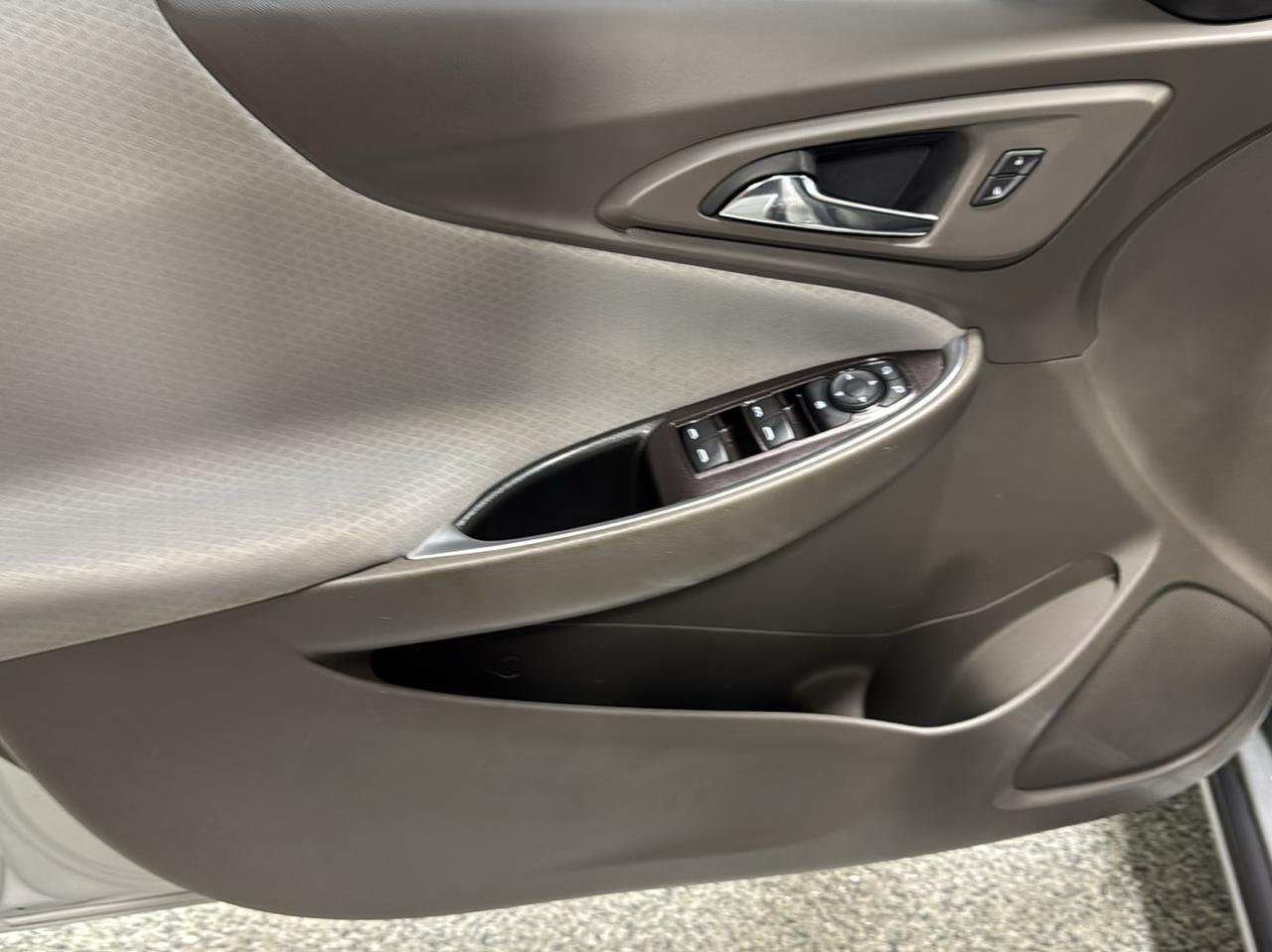 Chevrolet Malibu 4dr Sdn LT 2020