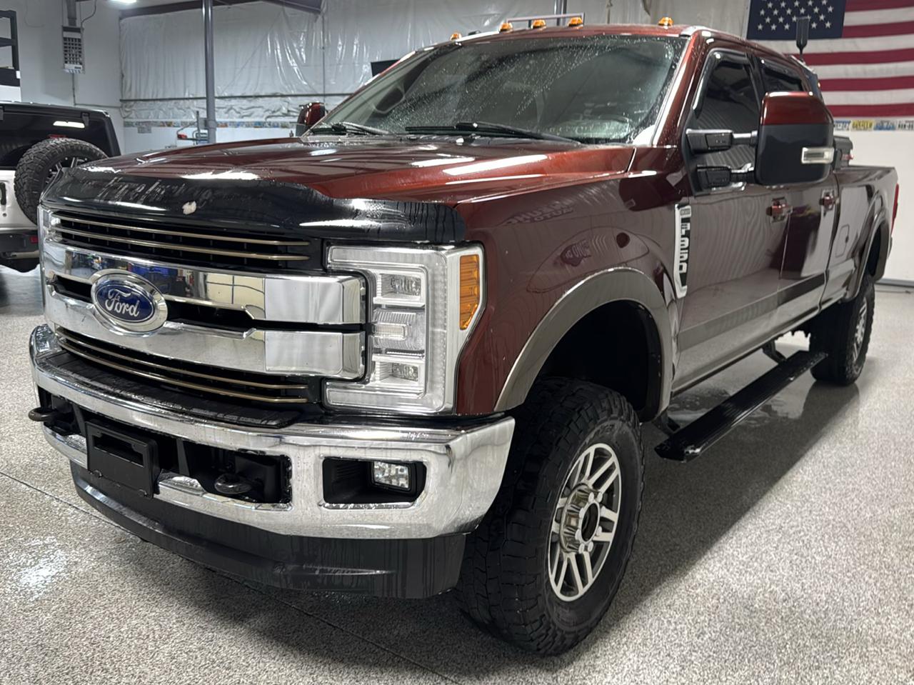 Ford Super Duty F-350 SRW King Ranch 4WD Crew Cab 8' Box 2017