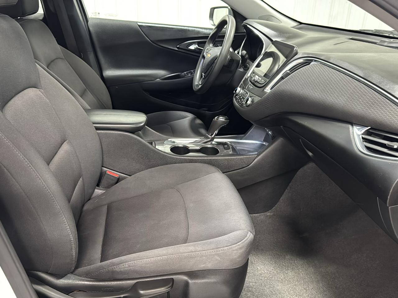 Chevrolet Malibu 4dr Sdn LT 2020