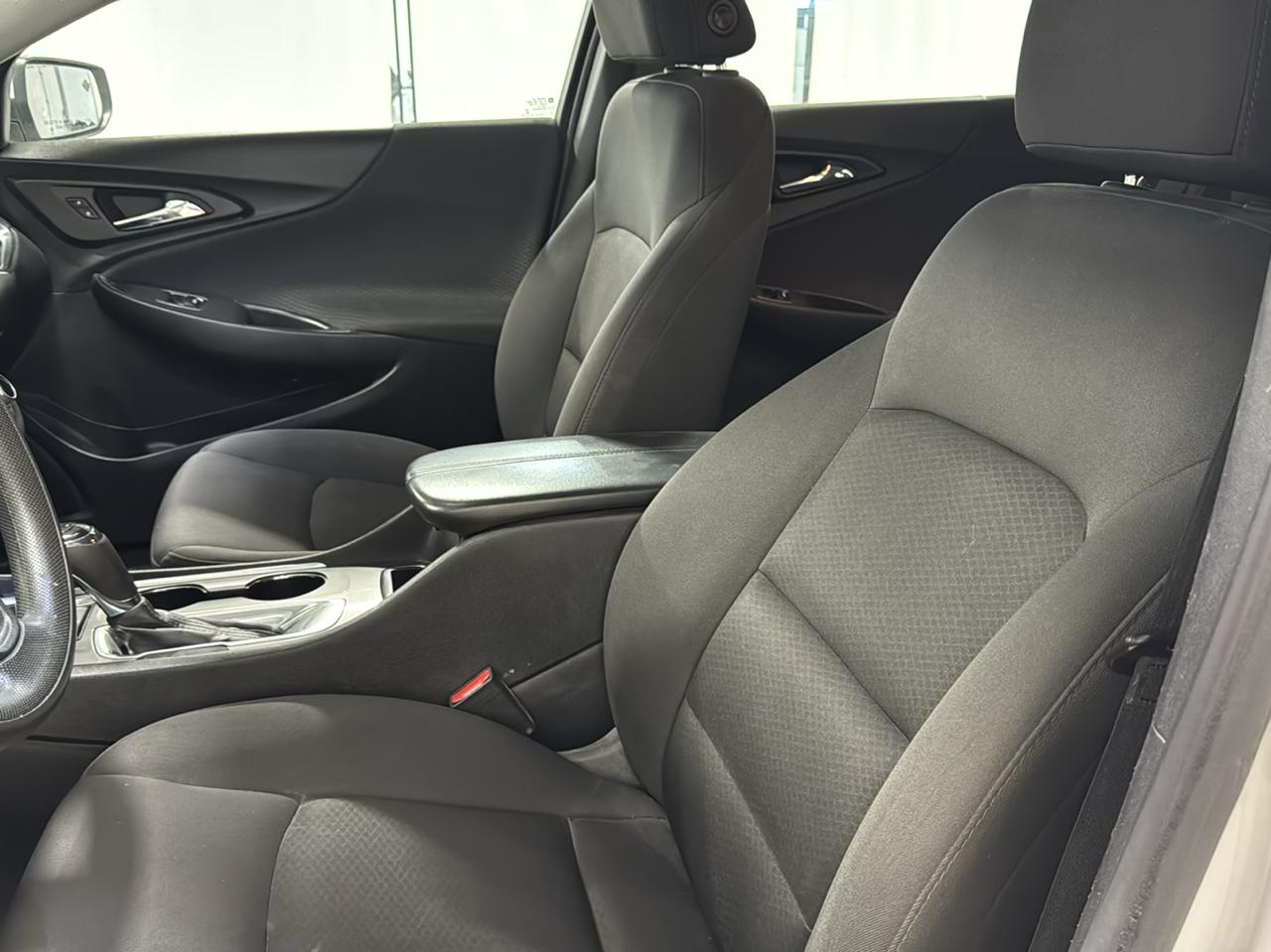 Chevrolet Malibu 4dr Sdn LT 2020