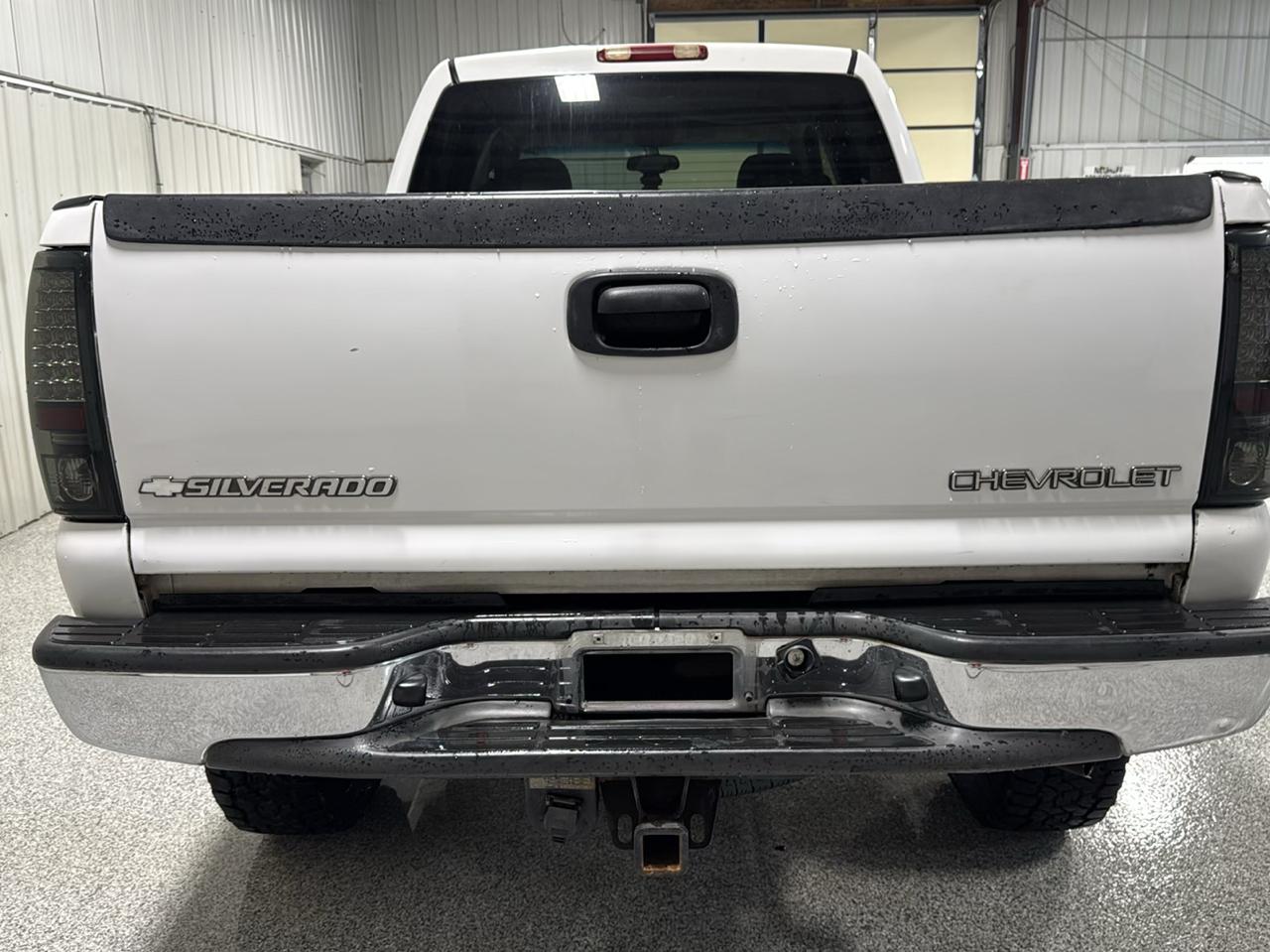 Chevrolet Silverado 2500HD Crew Cab 153" WB 4WD LT 2004